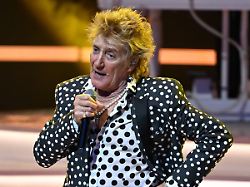 „Medizinischer Eingriff“  : Rod Stewart muss Auftritt absagen 