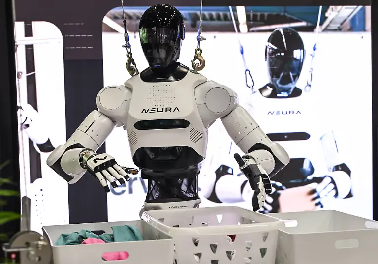 IFA-2025-Technology-Trade-Fair-In-Berlin-BERLIN-GERMANY-SEPTEMBER-6-The-NEURA-Robotics-humanoid-robot-4NE-1-Gen-3-is-on-display-during-IFA-2025-in-Berlin-Germany-on-September-6-2025-Berlin-Germany-PUBLICATIONxNOTxINxFRA-Copyright-xArturxWidakx-originalFilename-widak-ifa2025t250906-npPfl