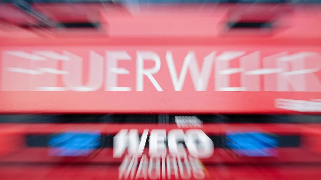 Der-Sportwagen-brannte-komplett-aus