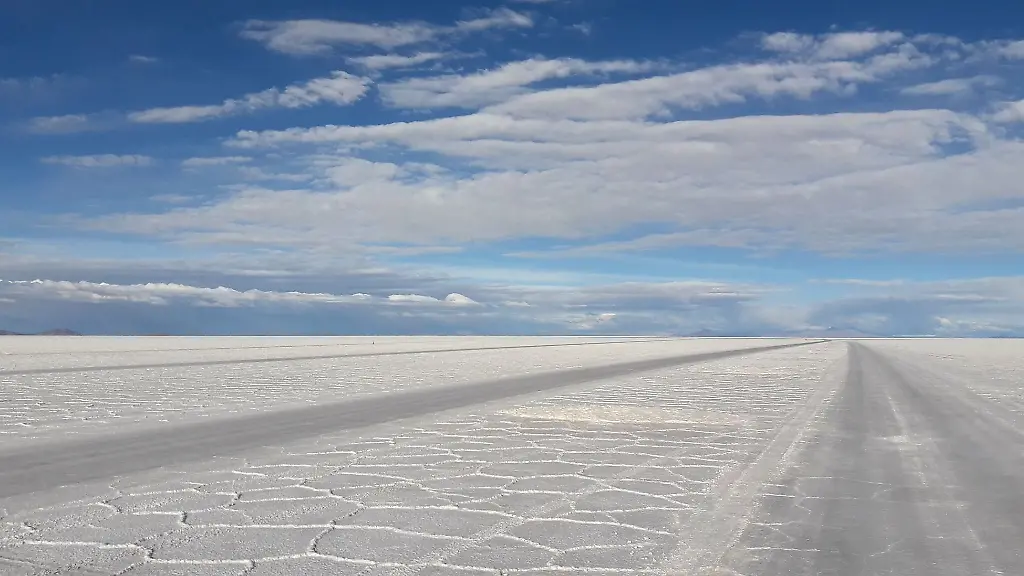 Einer-der-Schwerpunkte-liegt-laut-Vorstandschef-derzeit-auf-der-Gewinnung-von-Lithium-vor-allem-aus-Salzseen-in-Suedamerika