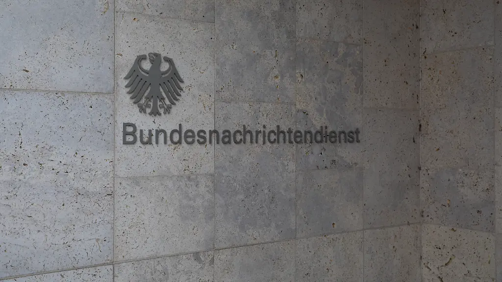 July-19-2026-Berlin-Berlin-Germany-An-exterior-view-of-the-headquarters-of-the-German-Federal-Intelligence-Service-or-BND-is-seen-on-Sunday-July-19-2026-in-Berlin-Germany-The-headquarters-of-Germanys-foreign-intelligence-agency-comes-into-focus-after-the-Interior-Minister-said-Germany-has-raised-its-national-threat-assessment-to-a-high-level-warning-that-attack-planning-against-the-country-is-clearly-recognizable-and-highlighting-the-importance-of-intelligence-services-amid-an-elevated-security-environment