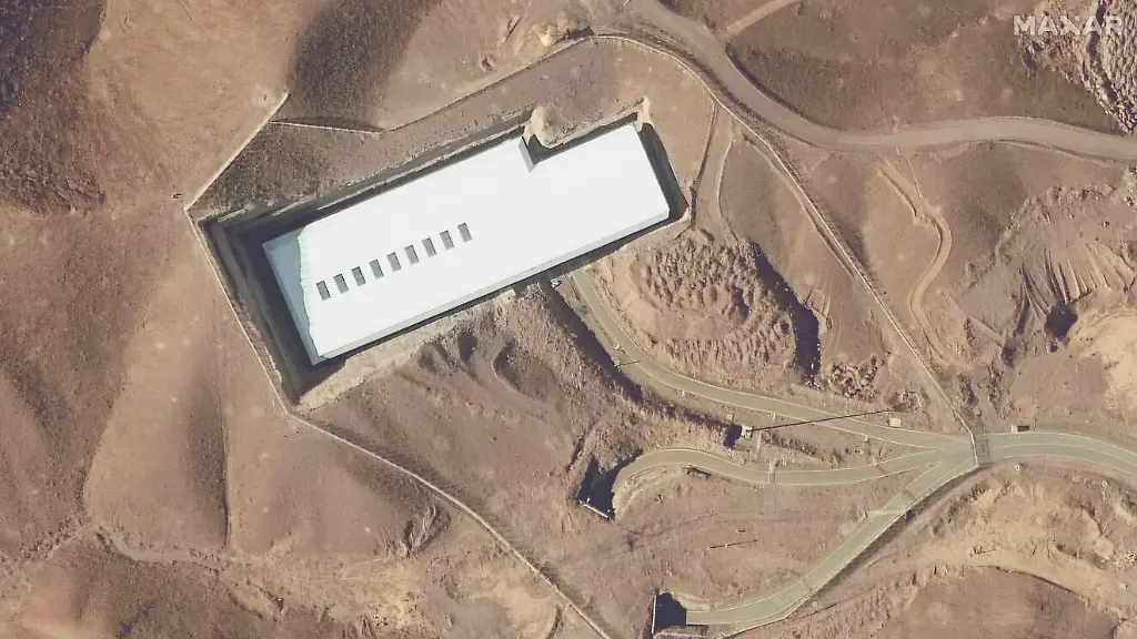 This-satellite-image-provided-by-Maxar-Technologies-shows-the-Fordo-enrichment-facility-in-Iran-on-Jan-24-2025