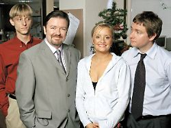 THE OFFICE MacKenzie Crook Ricky Gervais Lucy Davis Martin Freeman Season 2 2001 03 BBC Ltd