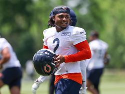 Nach Knie-Operation: Bears müssen lange auf Super-Bowl-Sieger verzichten