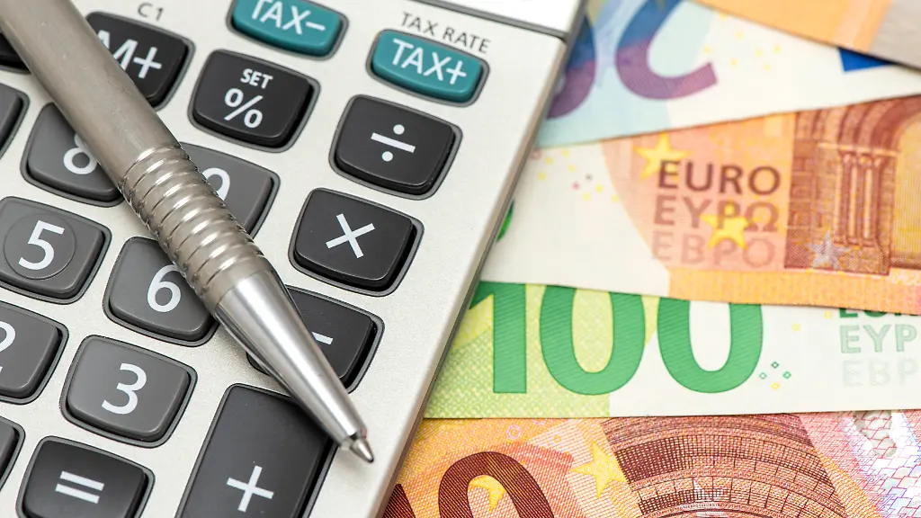 Einige-Banken-bieten-aktuell-gute-Tagesgeldangebote-fuer-Neukunden