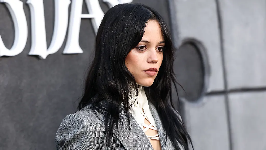 Netflix-FYSEE-LA-Wednesday-Season-2-ATAS-Emmy-FYC-Event-HOLLYWOOD-LOS-ANGELES-CALIFORNIA-USA-MAY-22-American-actress-Jenna-Ortega-wearing-McQueen-Pre-Fall-2026-styled-by-Enrique-Melendez-arrives-at-the-Netflix-FYSEE-LA-Wednesday-Season-2-ATAS-Academy-of-Television-Arts-and-Sciences-Emmy-FYC-For-Your-Consideration-Event-held-at-the-Hollywood-Forever-Cemetery-on-May-22-2026-in-Hollywood-Los-Angeles-California-United-States