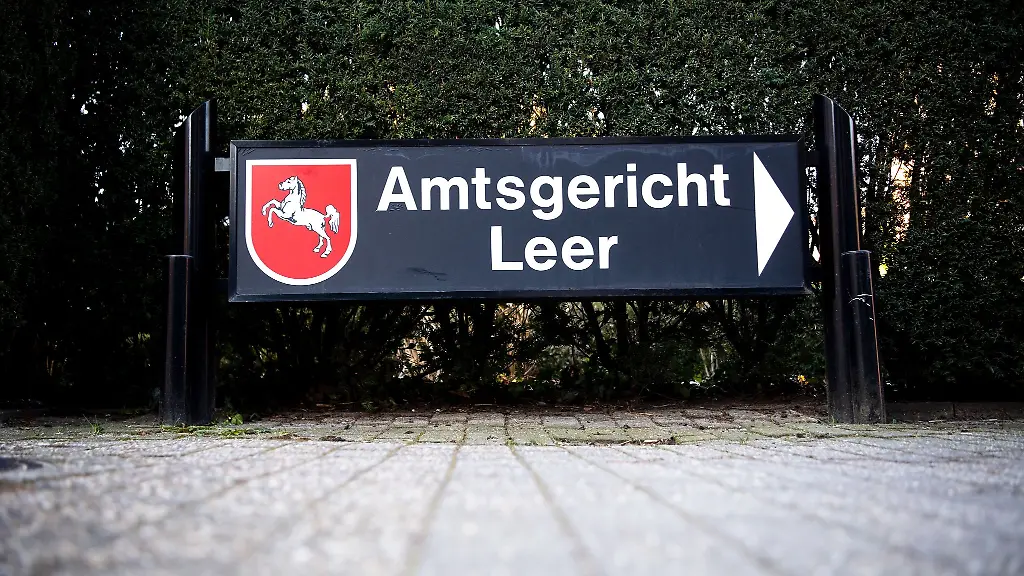 Das-Gericht-hat-einen-jungen-Autofahrer-wegen-fahrlaessiger-Toetung-verurteilt