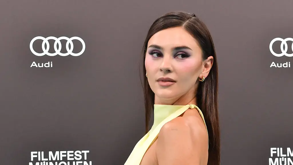 Stefanie-Giesinger-43-Filmfest-Muenchen-2026-Opening-Night-Gasteig-HP-8-Muenchen-27