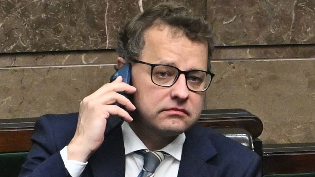 PiS politician lives in Tiraspol: Polish ex-minister has fled to ...