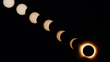 2026-08-12T184009Z_698280044_RC26XMAVYRGN_RTRMADP_3_SOLAR-ECLIPSE-SPAIN