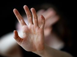 Jennie's, Coco's und Clare's Law: Irland macht Daten von Gewalttätern öffentlich einsehbar