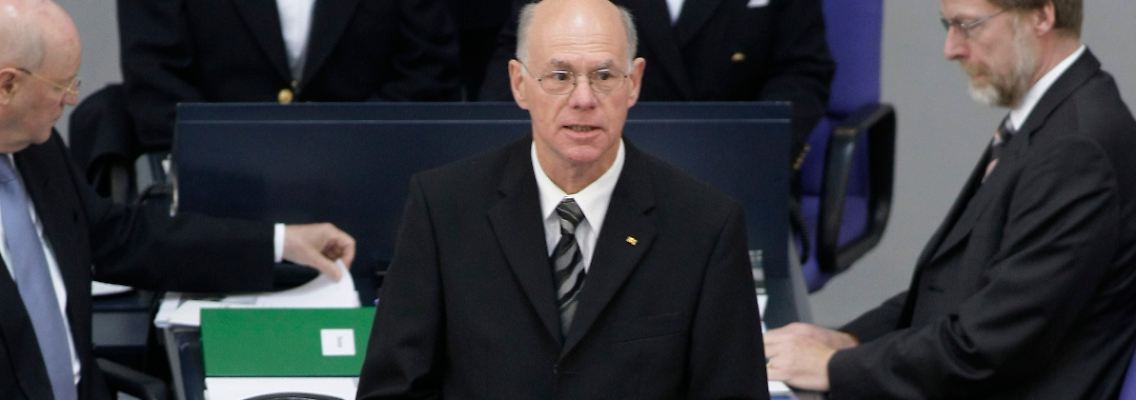 Bundespräsident Lammert bedauert die Wahlpannen.