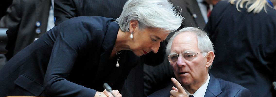 Wolfgang Schäuble im Gespräch mit seiner französischen Kollegin Christine Lagarde.