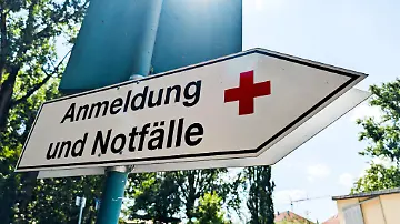 611505860