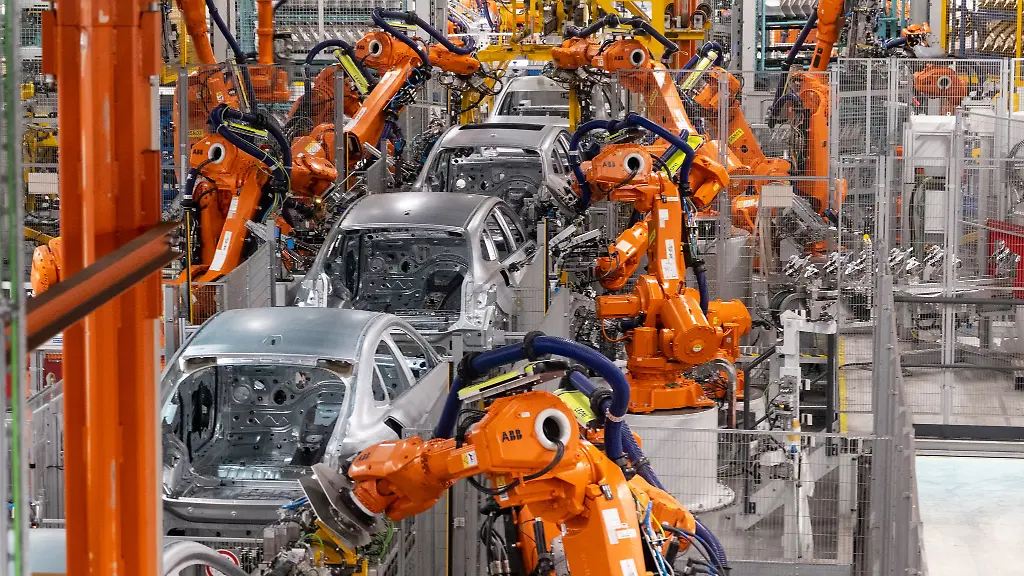 In-der-deutschen-Autoindustrie-gehen-immer-mehr-Jobs-verloren