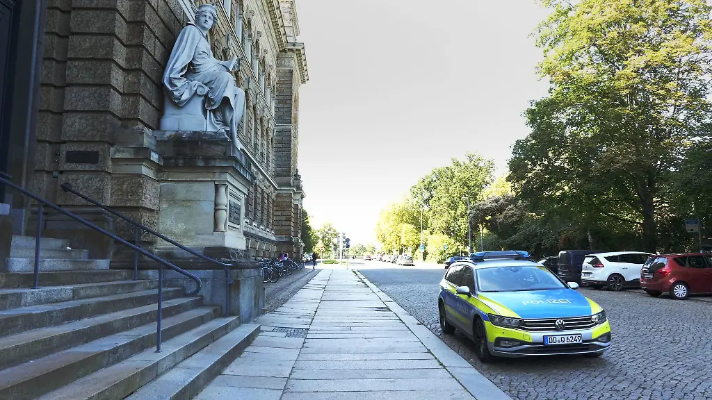 Die-Staatsanwaltschaft-Dresden-hat-Anklage-gegen-zwei-mutmassliche-Betrueger-erhoben