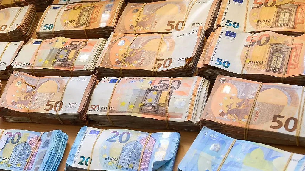Hessens-Haushaltslage-ist-weiter-angespannt-das-Minus-hat-sich-vergroessert