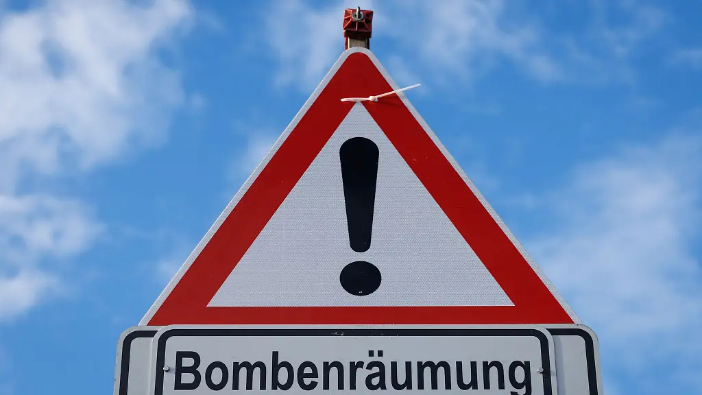 In-Bremen-wurde-eine-Fliegerbombe-aus-dem-Zweiten-Weltkrieg-gefunden