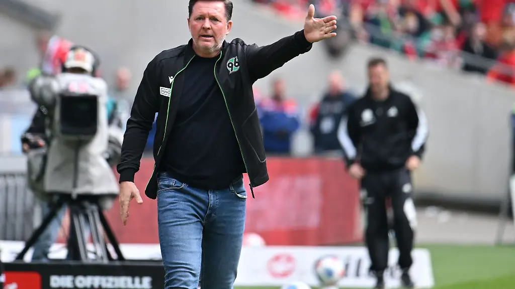 Trainer-Christian-Titz-von-Hannover-96