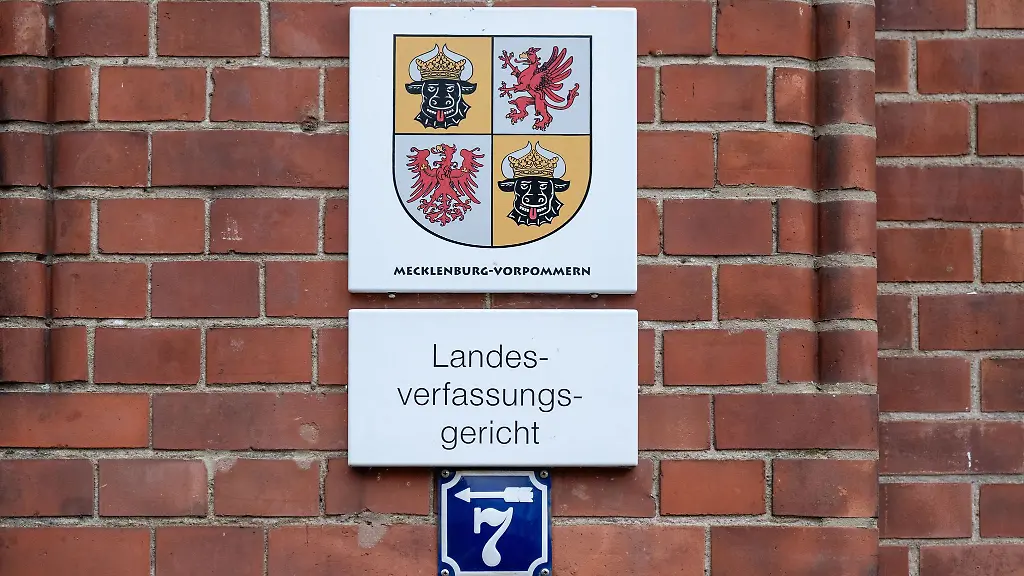 Das-Landesverfassungsgericht-hat-den-Antrag-auf-Zulassung-einer-Kleinpartei-zur-Landtagswahl-nach-dem-verspaeteten-Eingang-der-Dokumente-abgelehnt
