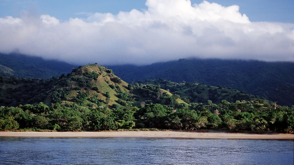 Authorities report two deaths so far: Severe earthquake off the coast of ...