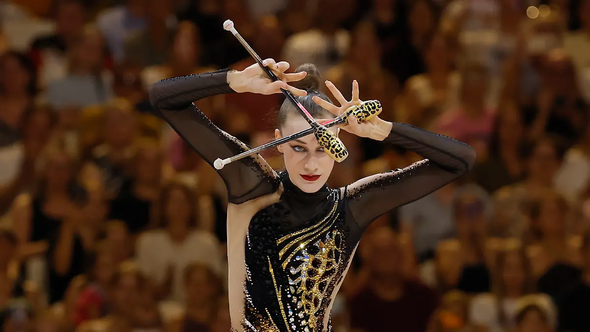 Darja-Varfolomeev-beim-Mehrkampffinale-Einzel-der-Rhythmischen-Sportgymnastik-Weltmeisterschaft-2026-in-Frankfurt-am-Main-Deutschland-am-14-August-2026