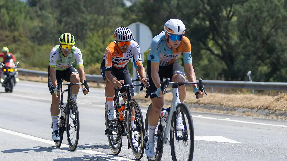 Finlay-Tarling-of-Great-Britain-and-NSN-Cycling-Team-competes-during-the-8th-stage-from-Melgaco-to-Fafe-of-the-Volta-a-Portugal-2026-in-Fafe-Portugal-on-August-14-2026
