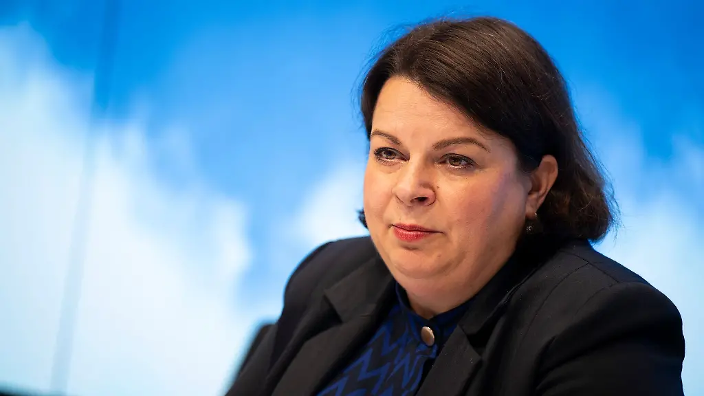 Toleranz-und-Gleichberechtigung-sind-laut-Drese-keine-freundlichen-Bitten-sondern-Werte-die-entschlossen-verteidigen-muessen