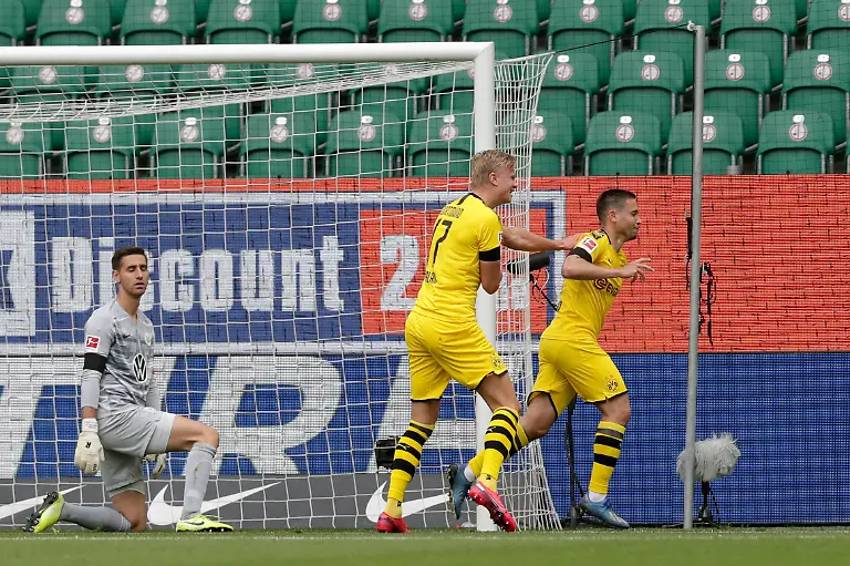 3b19a1bb74f37fefb3c7b1fbbeab744e