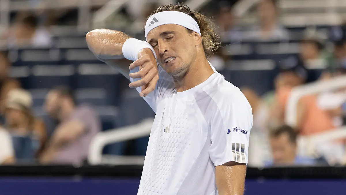 August-16-2026-Chicago-Illinois-USA-MASON-OHIO-AUGUST-15-Alexander-Zverev-of-Germany-is-seen-during-day-five-of-the-Cincinnati-Open-at-the-Lindner-Family-Tennis-Center-on-August-15-2026-in-Mason-Ohio