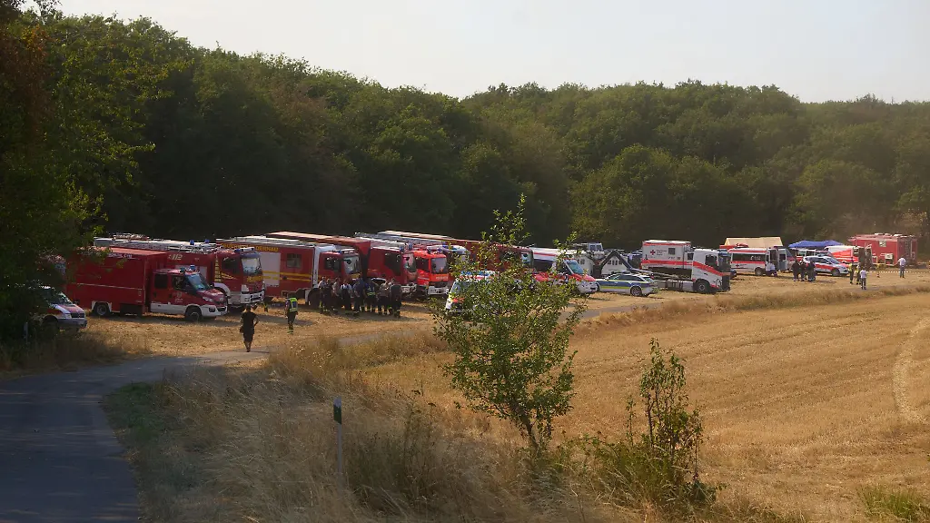 Die-Einsatzkraefte-haetten-in-den-vergangenen-Tagen-viel-geleistet-hiess-es-vom-Landkreis