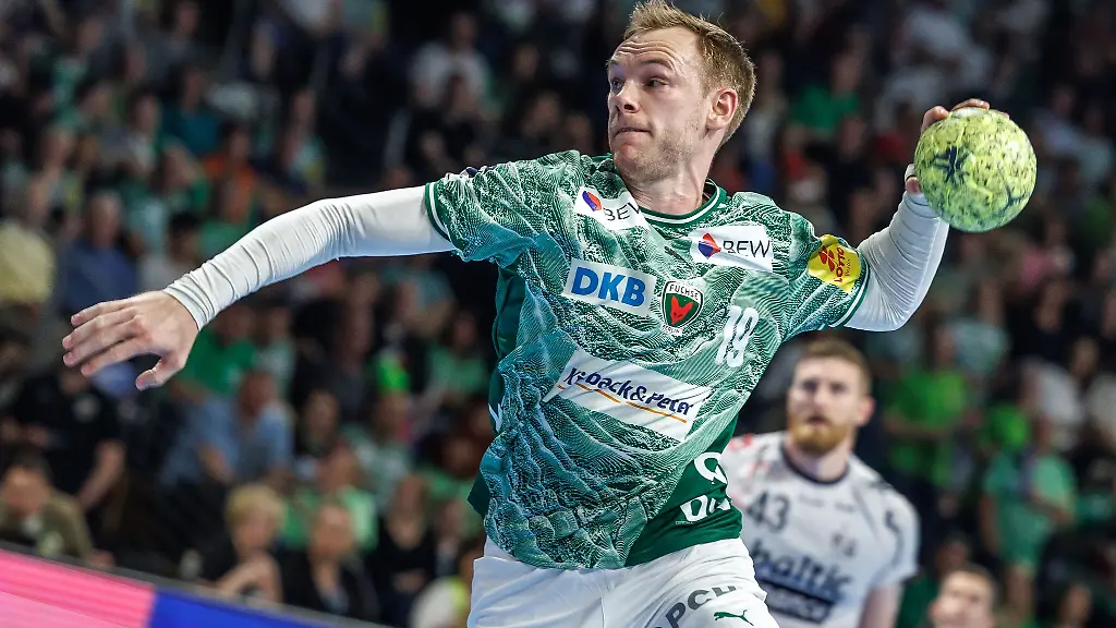 Welthandballer-Mathias-Gidsel-war-bester-Fuechse-Schuetze-im-Test-gegen-Barcelona