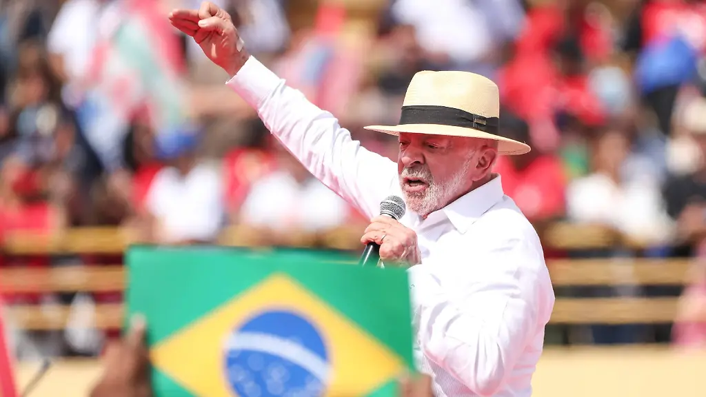 President-Lula-begins-his-reelection-campaign-in-Sao-Bernardo-do-Campo-Sao-Bernardo-do-Campo-SP-08-16-2026-Elections-Brazil-Launch-event-for-the-re-election-campaign-of-President-Luiz-Inacio-Lula-da-Silva-PT-at-the-Primeiro-de-Maio-Municipal-Stadium-in-Vila-Euclides-Sao-Bernardo-do-Campo-metropolitan-region-of-Sao-Paulo-this-Sunday-August-16-2026