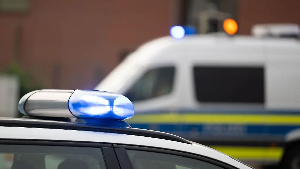 Bei-Niedrigwasser-koennten-mehr-Bomben-in-Fluessen-entdeckt-werden