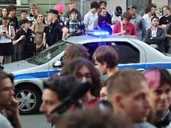 Druck durch Hausbesuche : Moskauer Polizei nimmt Dutzende Jabloko-Unterstützer fest