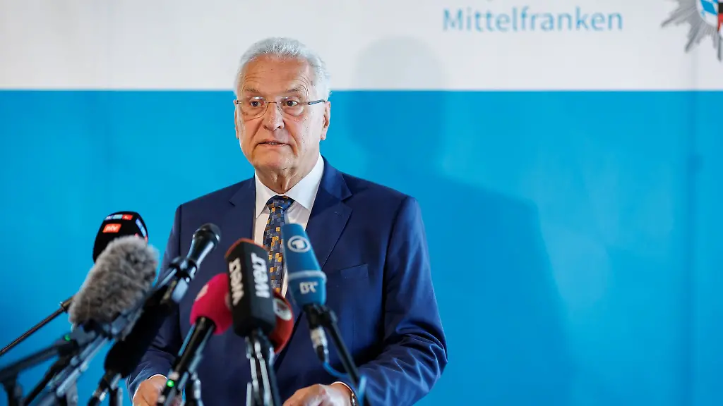 Bayerns-Innenminister-Joachim-Herrmann-CSU-haelt-nichts-von-einem-SPD-Vorschlag-im-Grundgesetz-eine-Gemeinschaftsaufgabe-zur-Klimaanpassung-festzuschreiben