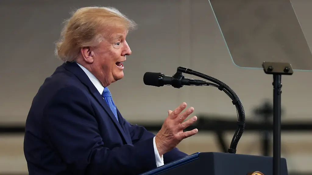 GARDEN-CITY-NEW-YORK-AUGUST-14-U-S-President-Donald-Trump-delivers-remarks-at-the-David-S-Mack-Center-for-Training-and-Intelligence-on-August-14-2026-in-Garden-City-New-York-President-Trump-visited-the-police-academy-to-highlight-the-FBI-s-2025-Crime-Statistics-Report-and-rally-support-for-local-Republican-candidates-ahead-of-the-upcoming-midterm-elections