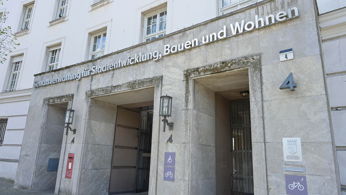 Krisenstab eingerichtet: Hacker greifen Berliner Senatsverwaltungen an
