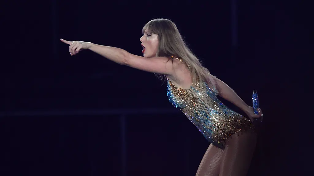 Bilder-des-Jahres-2024-Entertainment-02-Februar-Entertainment-Themen-der-Woche-KW08-Entertainment-Bilder-des-Tages-February-23-2024-Sydney-Sydney-Nsw-Australia-Taylor-Swift-performs-at-Sydney-Accor-Stadium-in-Sydney
