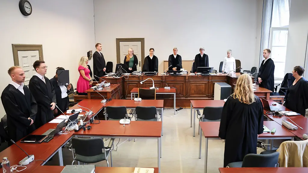 Mord-in-Tateinheit-mit-Raub-eine-42-Jaehrige-Frau-aus-Ghana-steht-vor-dem-Landgericht-Hamburg