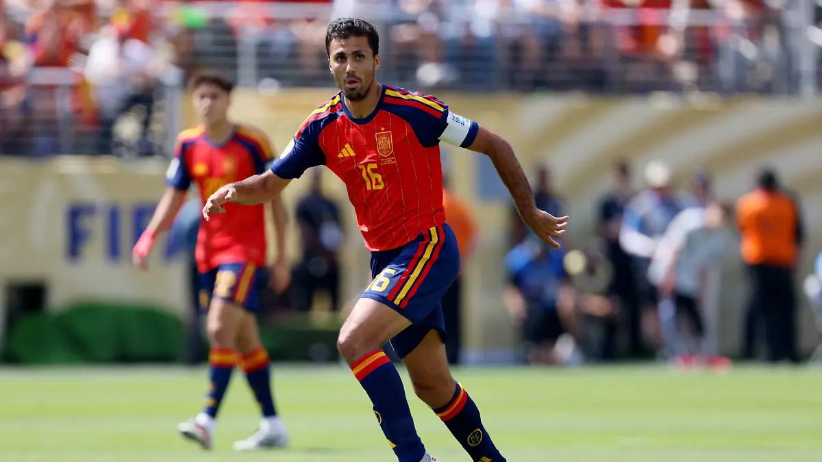 Spain-v-Argentina-Final-FIFA-World-Cup-WM-Weltmeisterschaft-Fussball-2026-Rodri-of-Spain-on-the-ball-during-the-FIFA-World-Cup-2026-Final-match-between-Spain-and-Argentina-at-New-York-New-Jersey-Stadium-on-July-19-2026-in-East-Rutherford-United-States