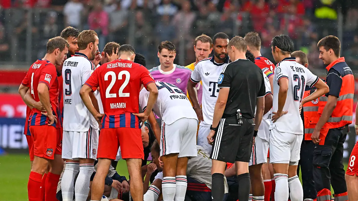 18-08-2026-Fussball-Bundesliga-2026-2027-Testspiel-1-FC-Heidenheim-FC-Bayern-Muenchen-in-der-Voith-Arena-Heidenheim-Jamal-Musiala-Bayern-Muenchen-am-Boden-August-18-2026-20262027-Bundesliga-Friendly-Match-1-FC-Heidenheim-vs