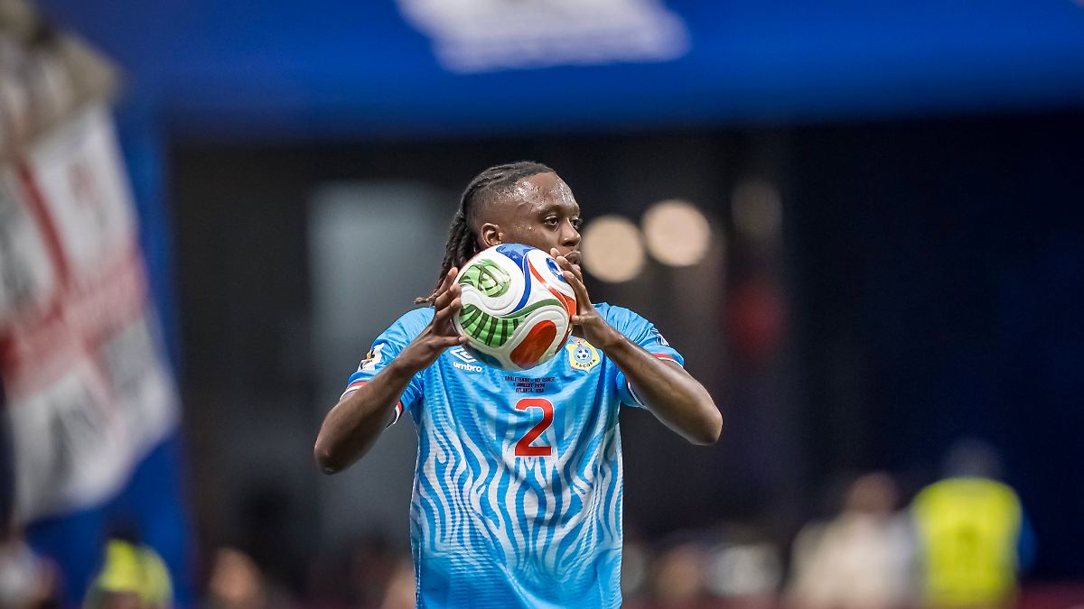 Transfer ticker: Aaron Wan-Bissaka moves from West Ham United to Aston ...