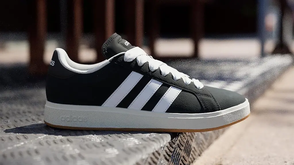 Auf-der-Suche-nach-einem-unkomplizierten-Alltags-Sneaker-Dann-kommt-dieser-Deal-genau-richtig