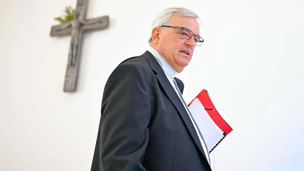 Am-19-Dezember-2007-ernannte-Papst-Benedikt-XVI-ihn-zum-Nachfolger-von-Bischof-Anton-Schlembach-in-Speyer-die-Amtseinfuehrung-folgte-am-2-Maerz-2008-im-Dom
