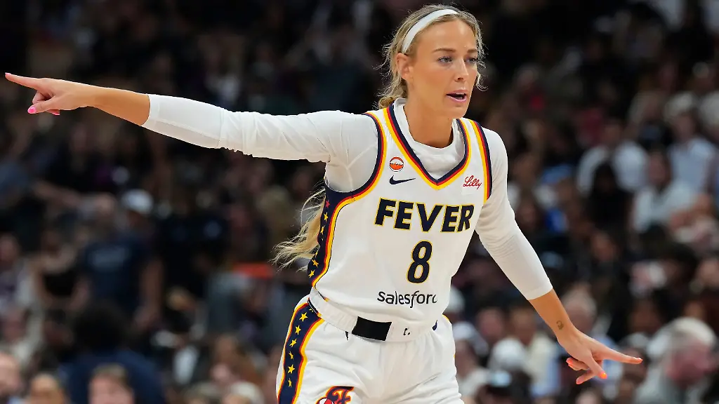 Indiana-Fever-s-Sophie-Cunningham-8-points-during-the-first-half-of-a-WNBA-basketball-game-in-Toronto-on-Tuesday-Aug-18-2026