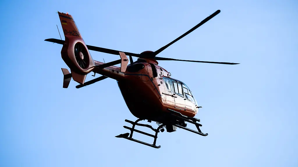 Auch-ein-Rettungshubschrauber-war-im-Einsatz