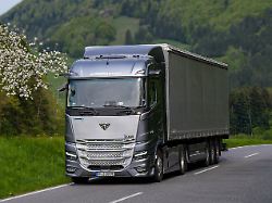 China treibt Entwicklung: Verkäufe von Elektro-Lkw und -Bussen steigen rasant