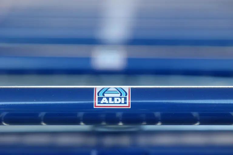 Eine-Filiale-von-Aldi-Nord-in-Siegen-Einkaufswagen-mit-dem-Logo-von-Aldi-Nord-auf-dem-Griff-Aldi-Nord-Filiale-am-26-03-2026-in-Siegen-Deutschland