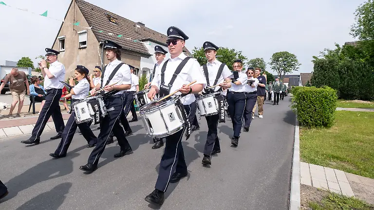 Festumzug-der-Schuetzen-Elinghorst-in-Gladbeck-NUR-FUeR-REDAKTIONELLE-ZWECKE-EDITORIAL-USE-ONLY-Schuetzenfest-in-Ellinghorst-Festumzug-durch-Ellinghorst-am-Sonntag-10-Mai-2026-in-Gladbeck